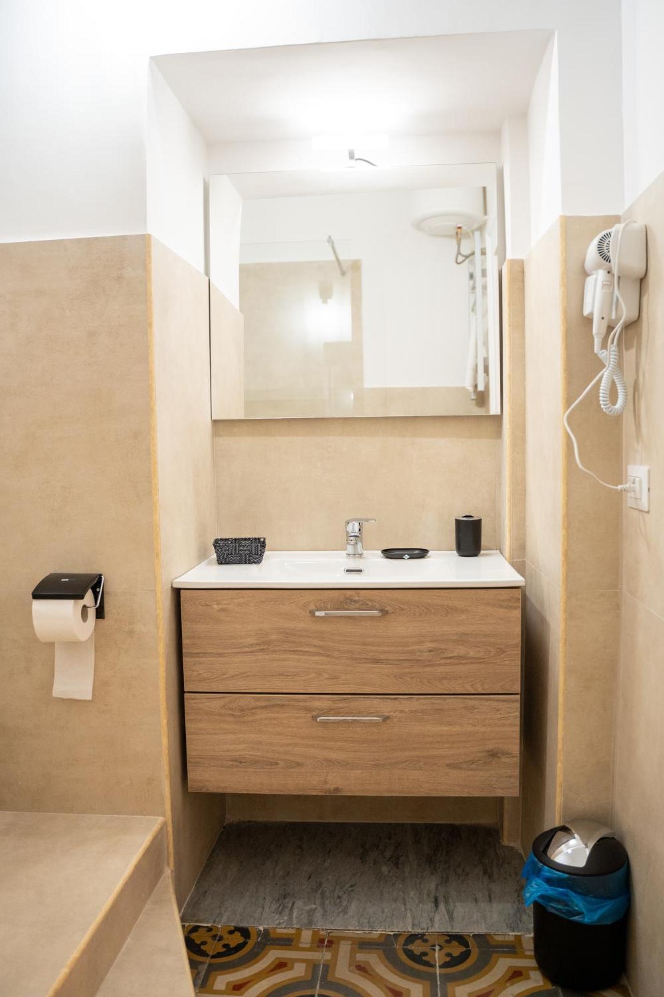 Principe Amedeo 93 Bed & Breakfast Bari Exterior photo