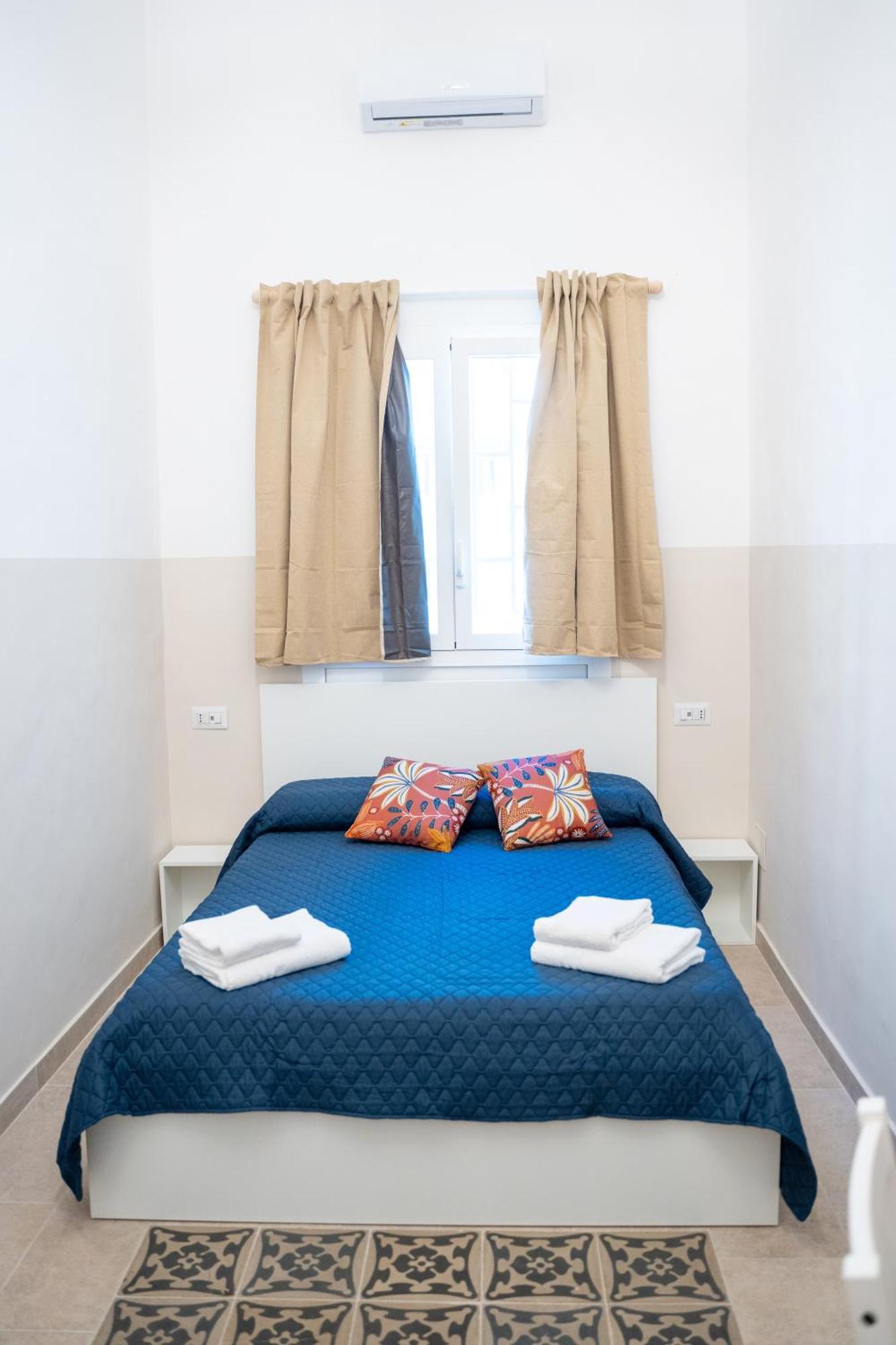 Principe Amedeo 93 Bed & Breakfast Bari Exterior photo