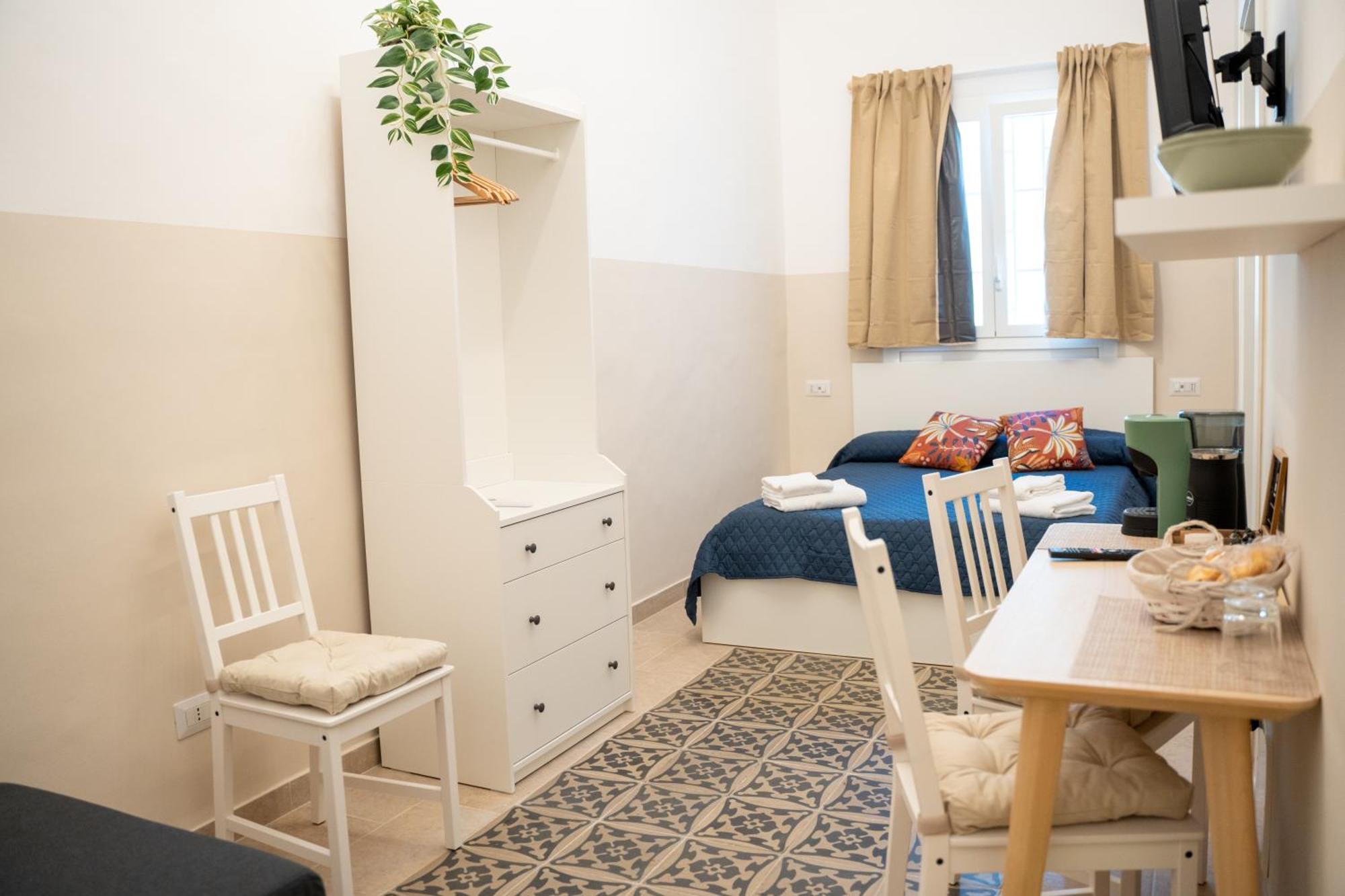 Principe Amedeo 93 Bed & Breakfast Bari Exterior photo