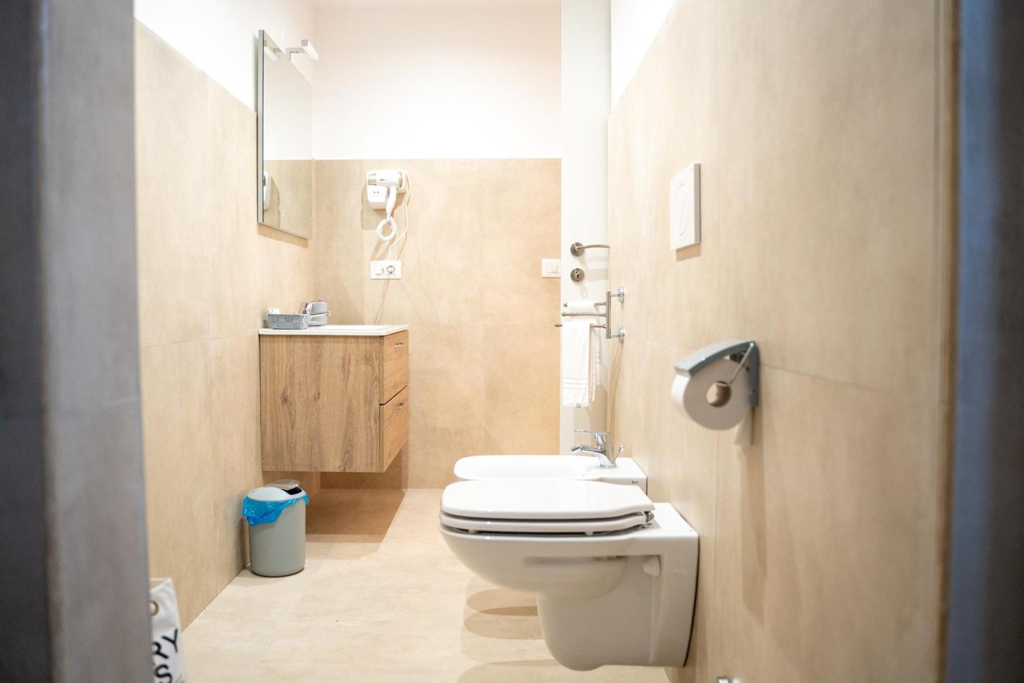 Principe Amedeo 93 Bed & Breakfast Bari Exterior photo
